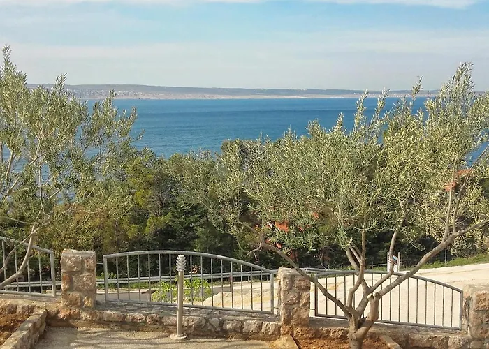 With Parking Space Starigrad, Paklenica - 12939 Apartment Starigrad Paklenica